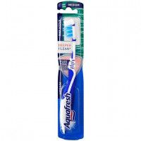 Зубная щетка Aquafresh средней жесткости